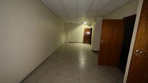 ABSA Silverton, 177 de Boulevard, Silverton, Pretoria Unit 102 - 463m² to let for rent (8).